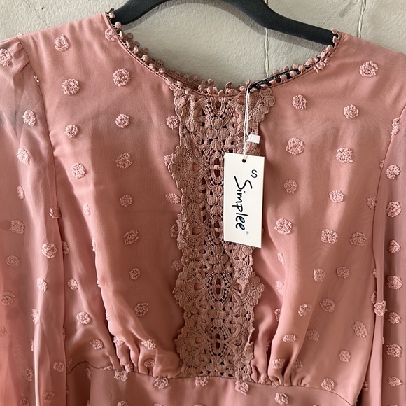 Light pink long sleeve dress! - Picture 3 of 5